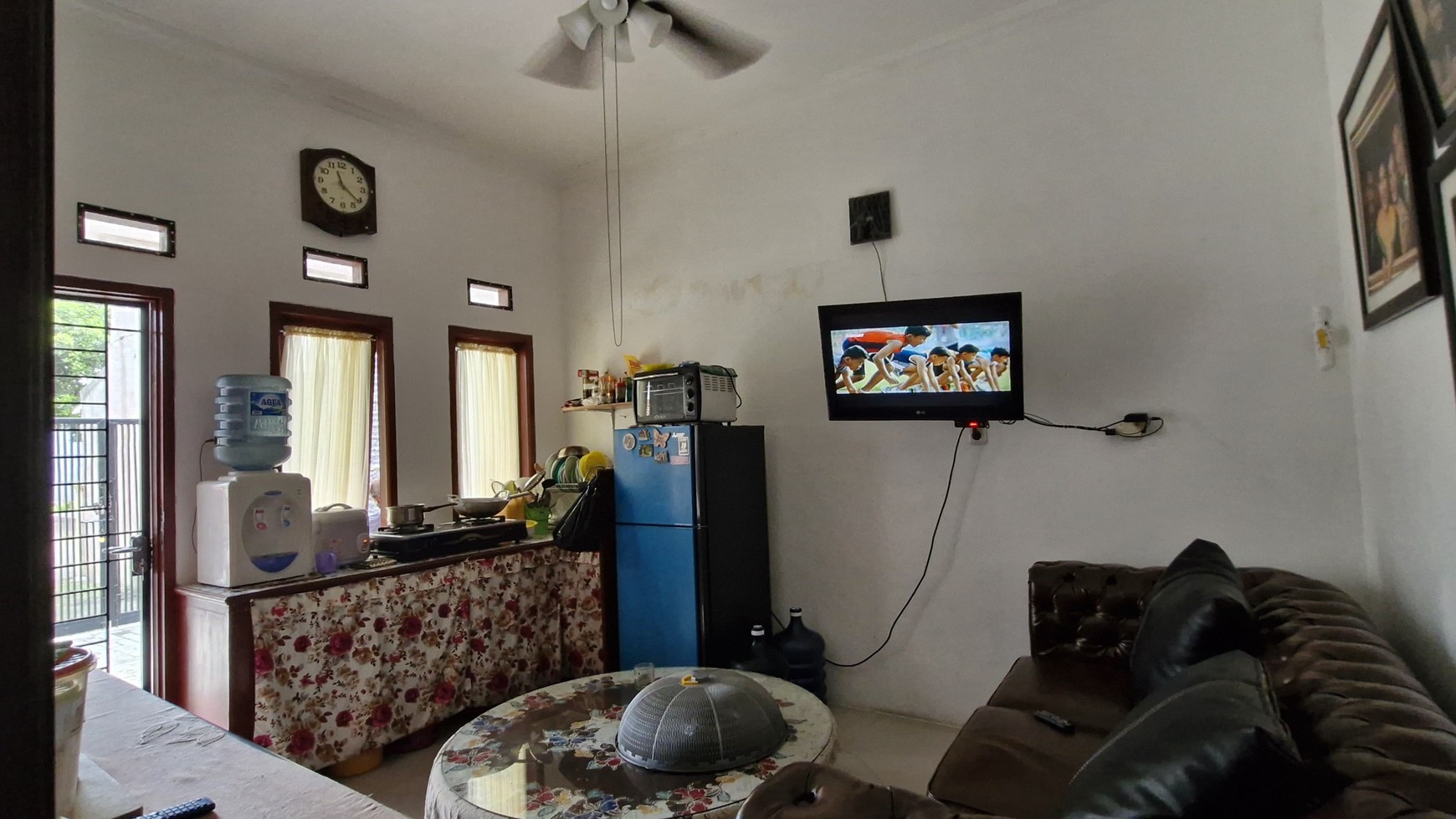 Rumah Satu Setengah Lantai, Luas di Komplek Timah Kelapa Dua Depok