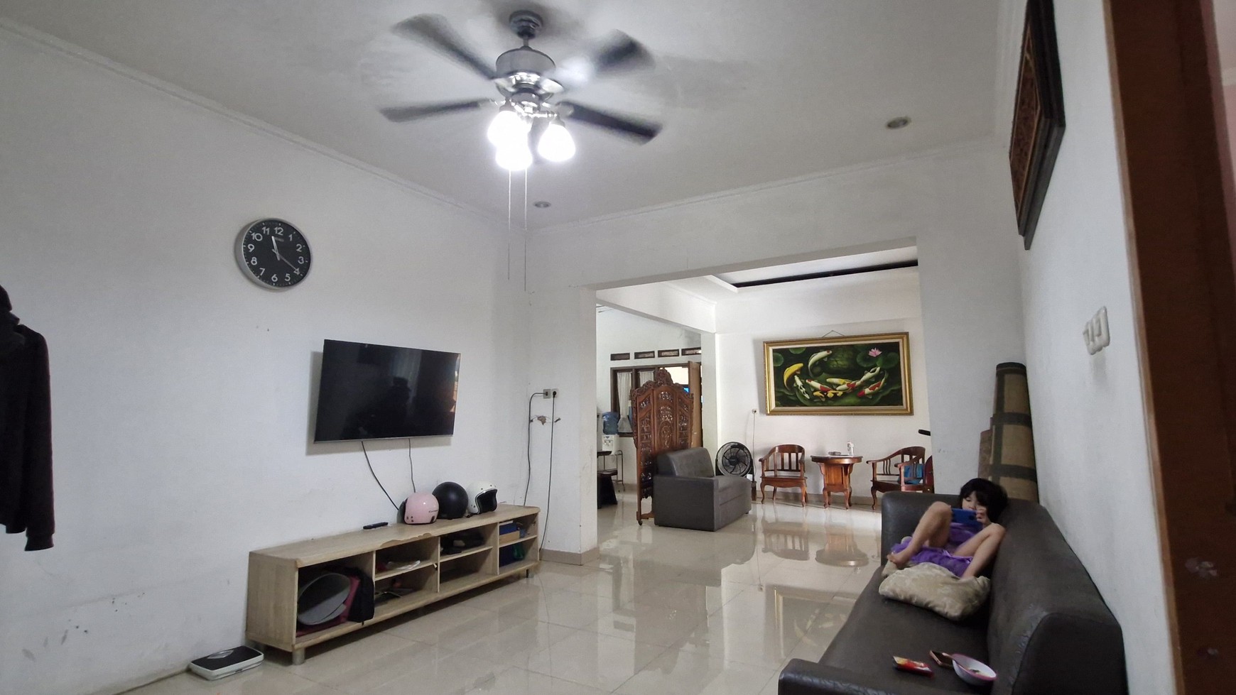 Rumah Satu Setengah Lantai, Luas di Komplek Timah Kelapa Dua Depok