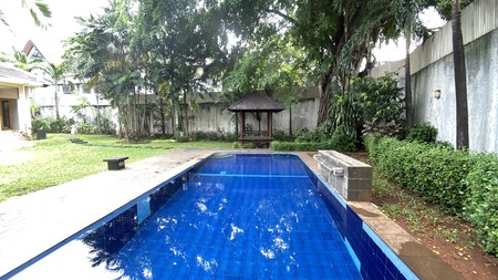 Big and beautiful house with big backyard at cipete, jakarta selatan