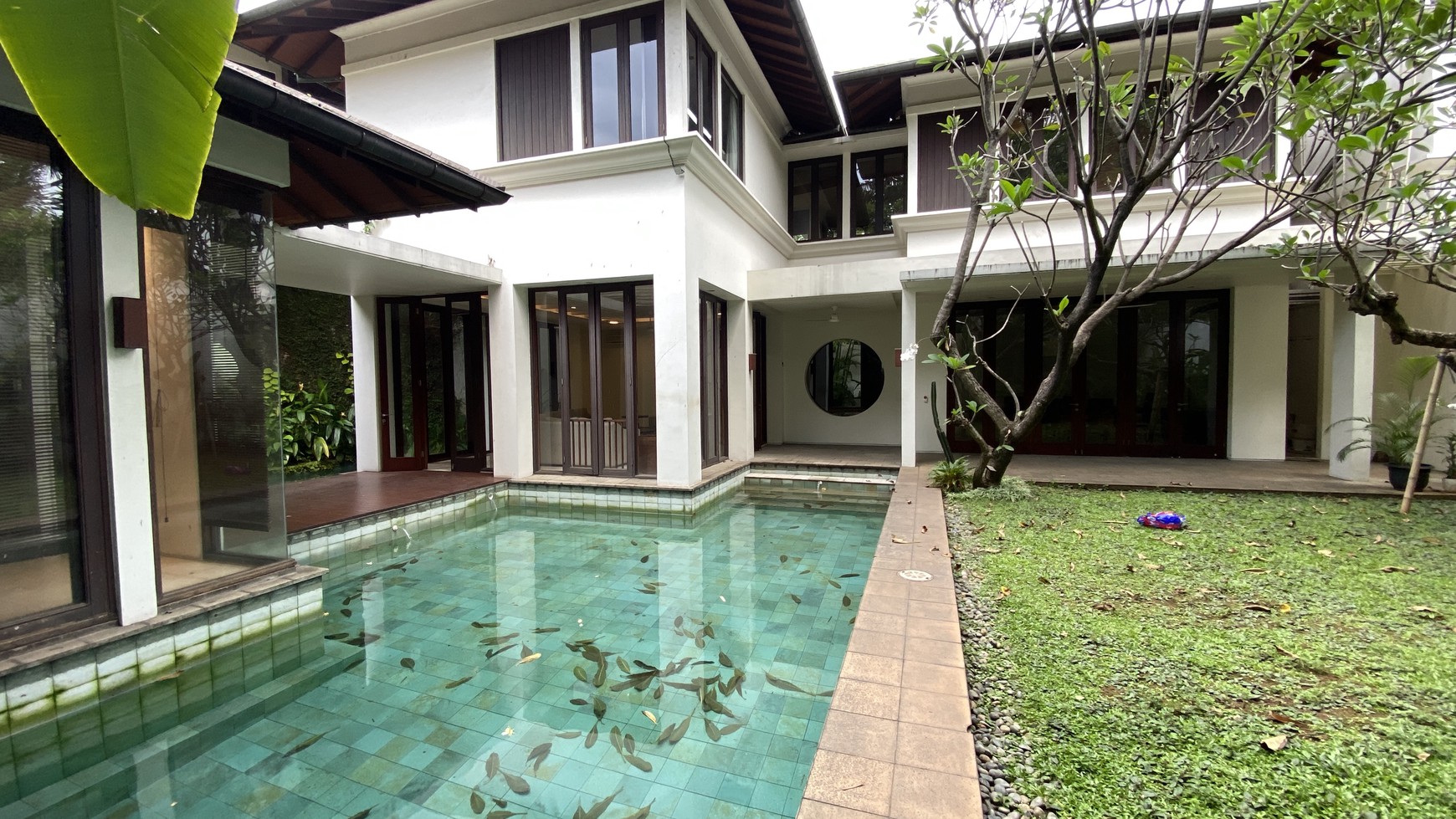 Beautiful house bali style at cipete, jakarta selatan