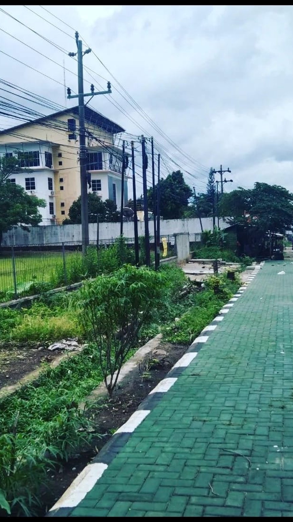 Dijual tanah di Jl. Soekarno Hatta bypass