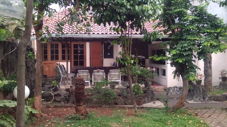 Dijual Rumah Lama di Cidodol, Kebayoran Lama, Jakarta Selatan