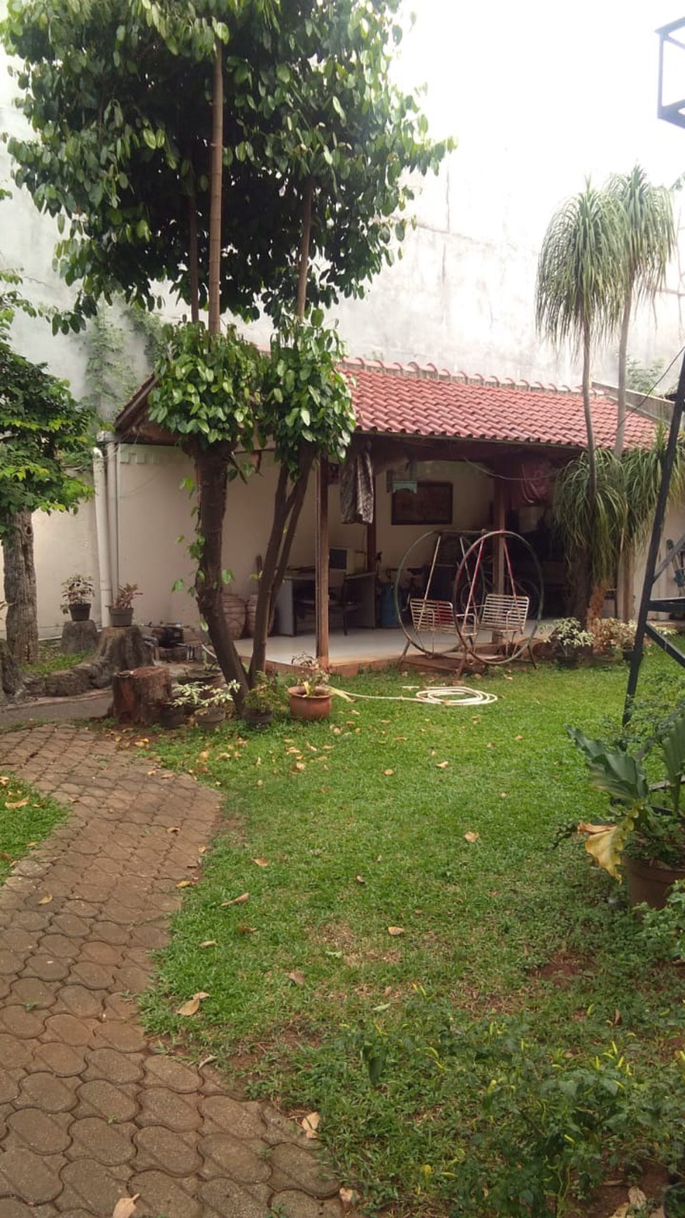 Dijual Rumah Lama di Cidodol, Kebayoran Lama, Jakarta Selatan