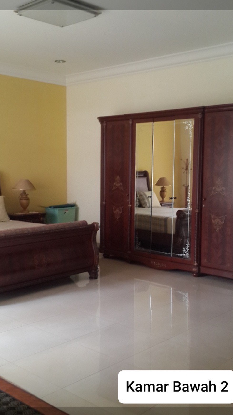 Rumah Mewah Semi Furnished di Menteng Bintaro 