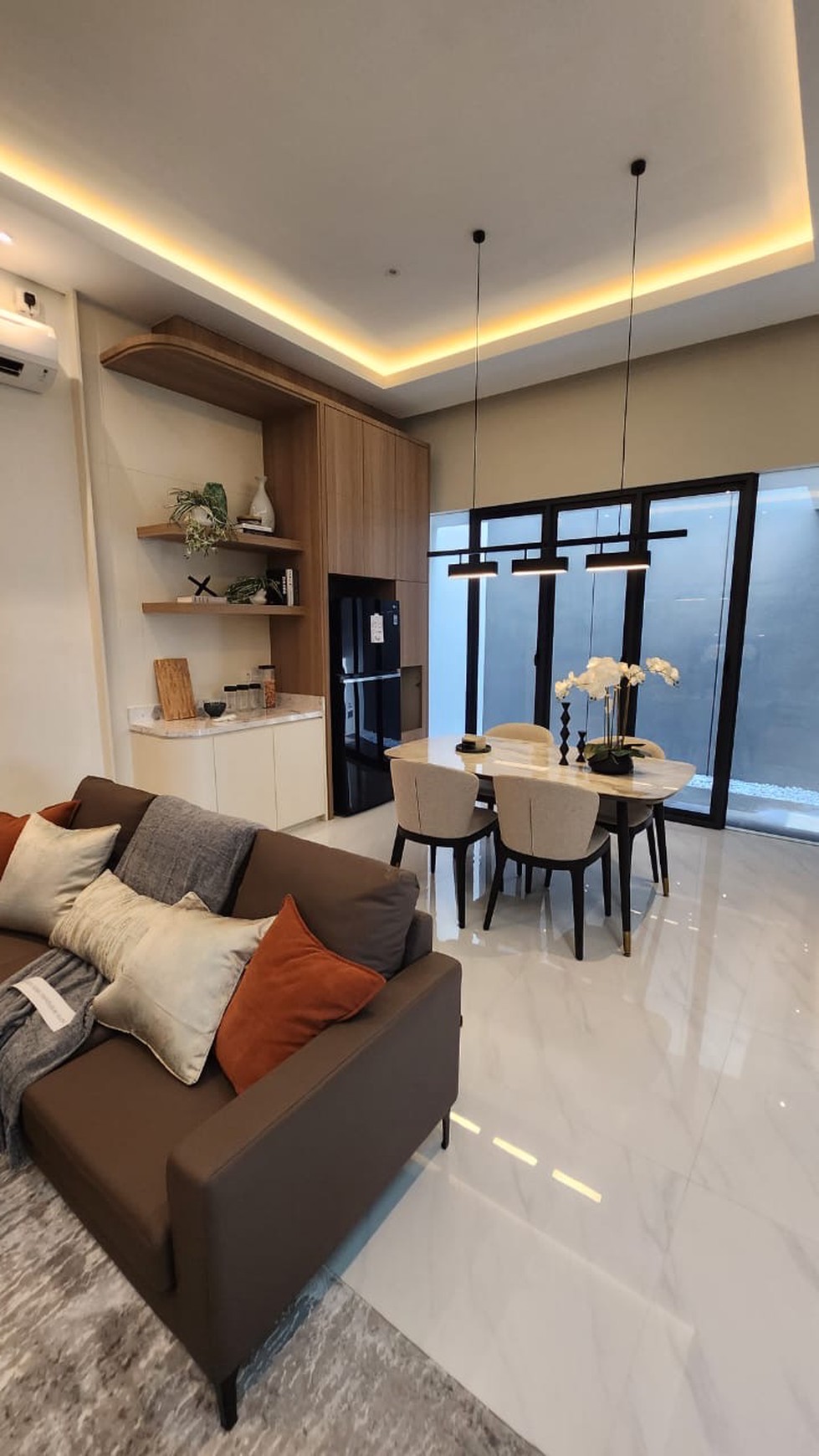 Rumah Hitung Tanah Area Cipete