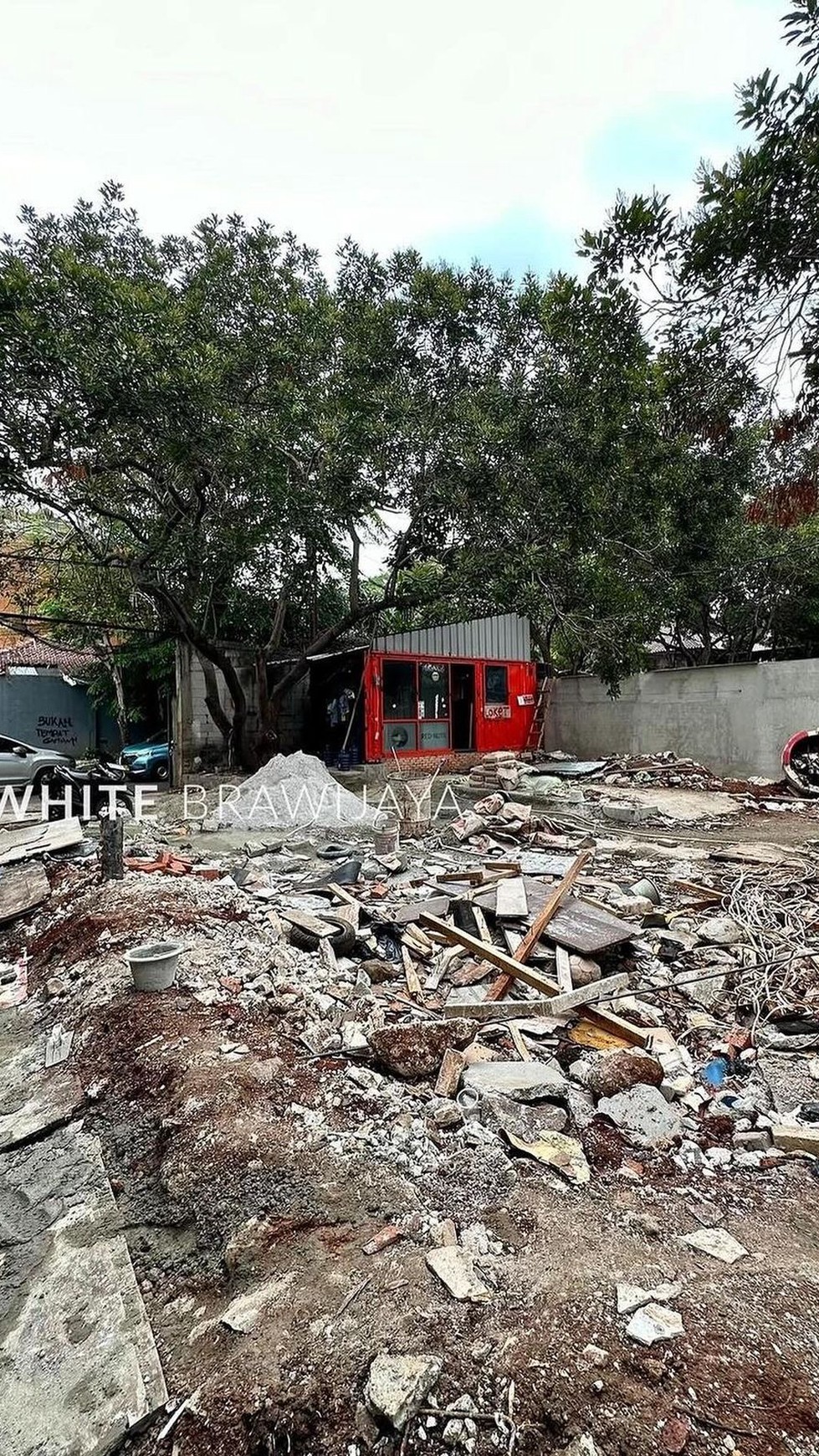 Rumah Hitung Tanah Area Cipete