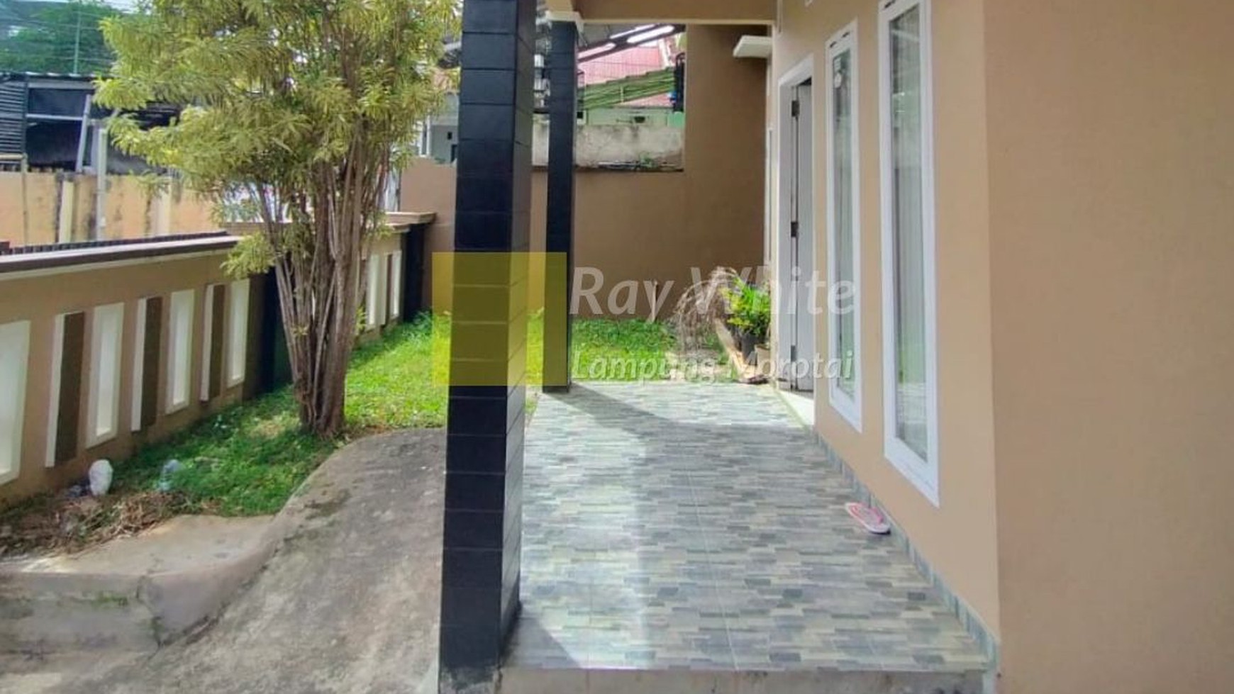 Disewakan Rumah Full Furnished Jalan Pramuka