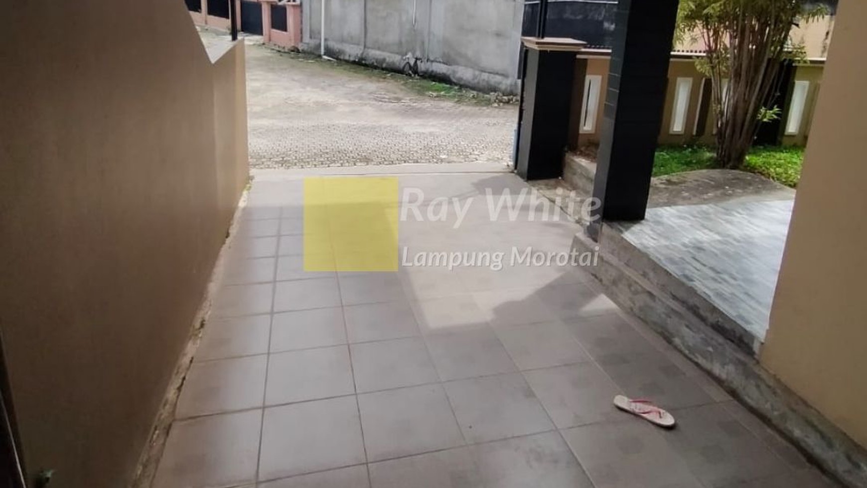 Disewakan Rumah Full Furnished Jalan Pramuka