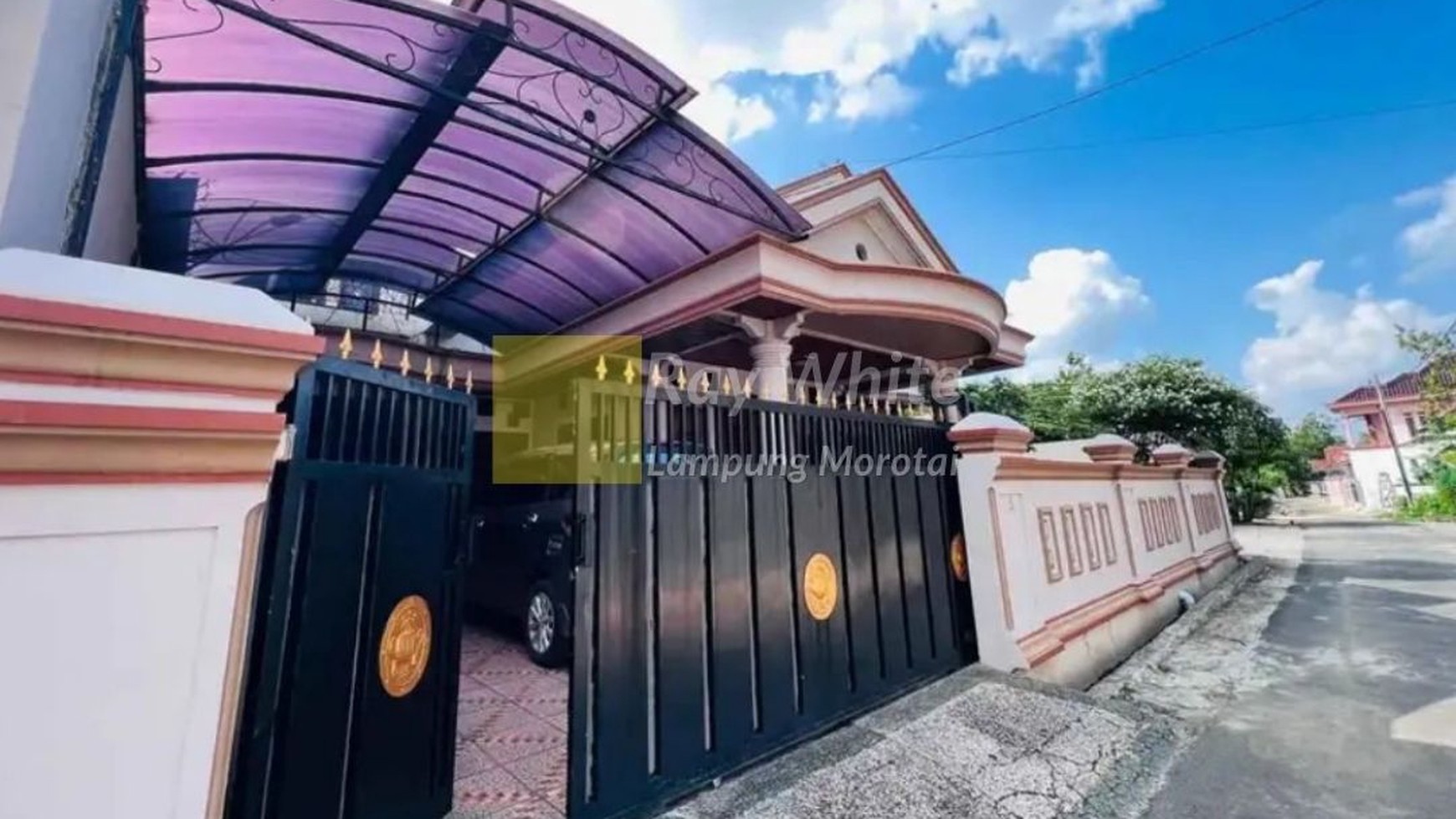 Dijual Rumah Mewah Lokasi Padat Karya