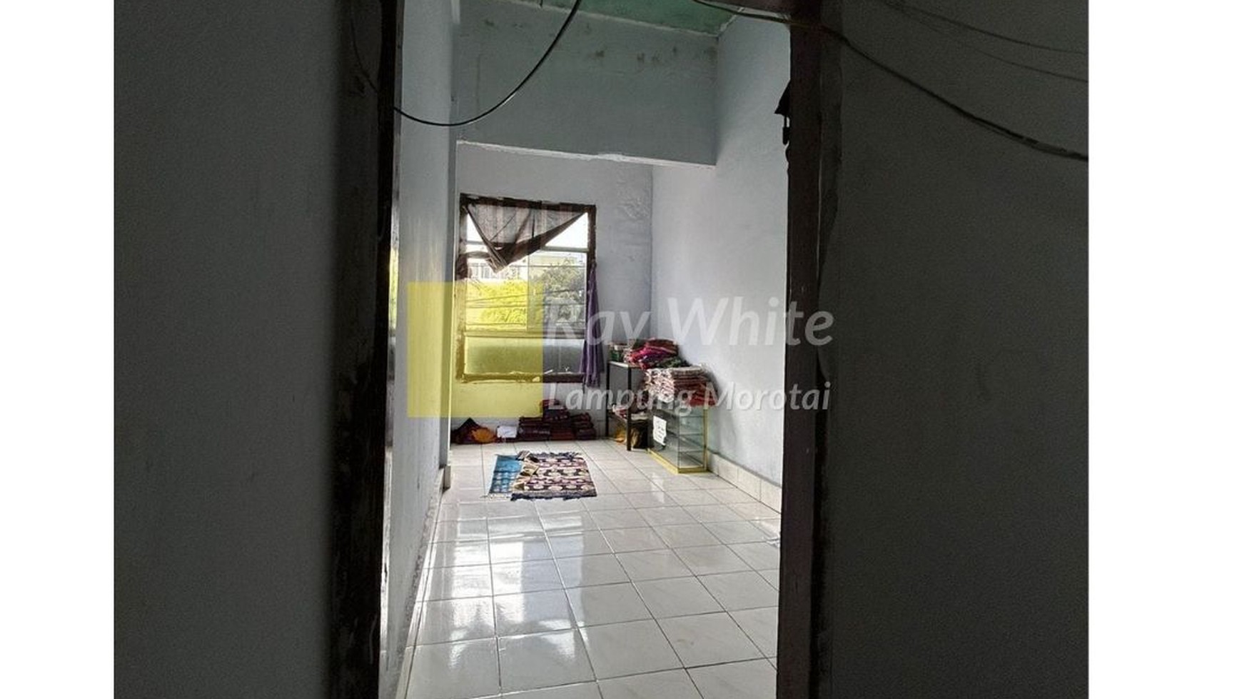 Dijual Ruko Lantai 3 Jalan Kartini Dekat Pasar Bambu Kuning