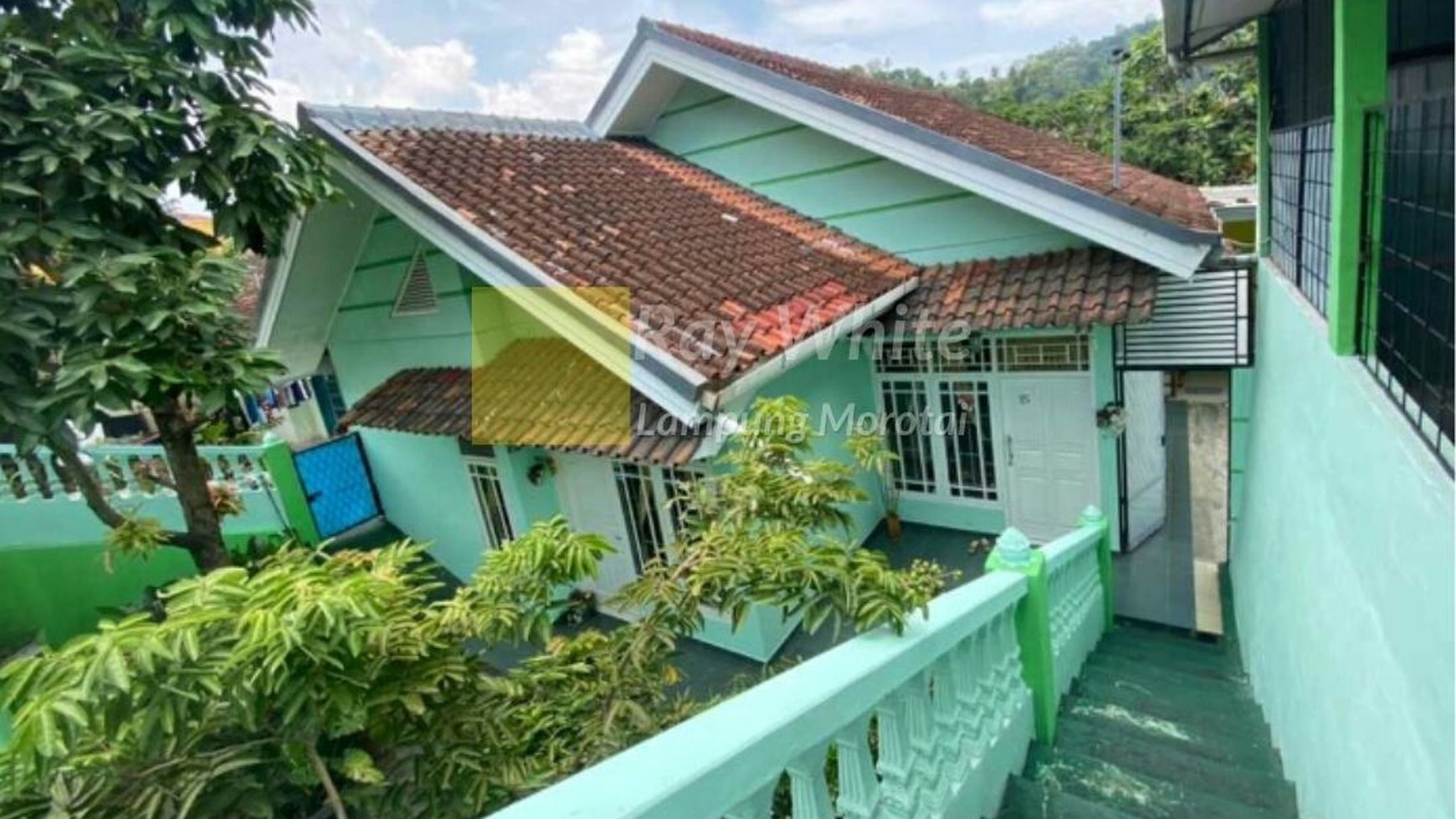 Dijual Rumah Pinggir Jalan Agus Salim