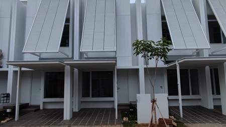Flash Sale. Rumah Modern Cluster Inspirahaus Tabebuya, Bsd