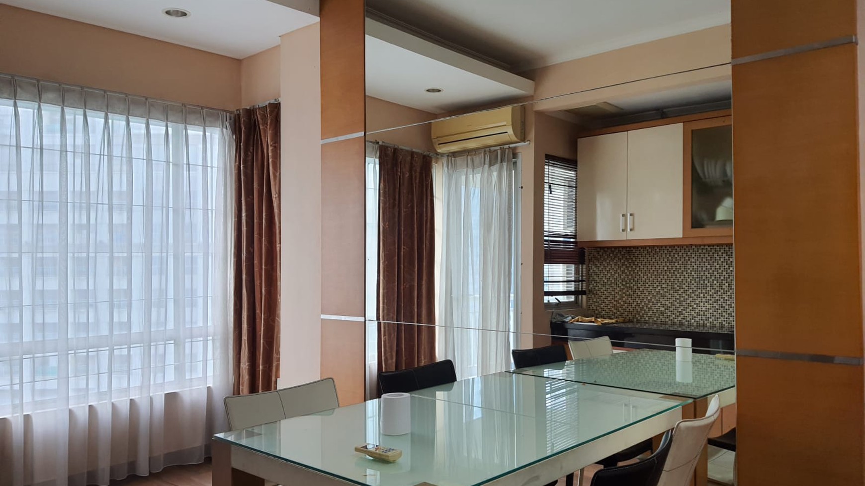 Disewakan unit apartemen Sudirman Park - Jakarta Pusat