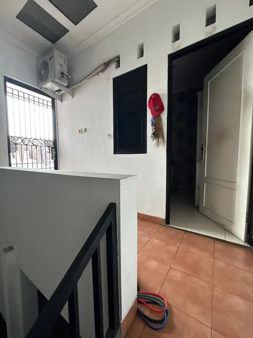 Flash Sale. Rumah bagus Villa Melati Mas, Serpong