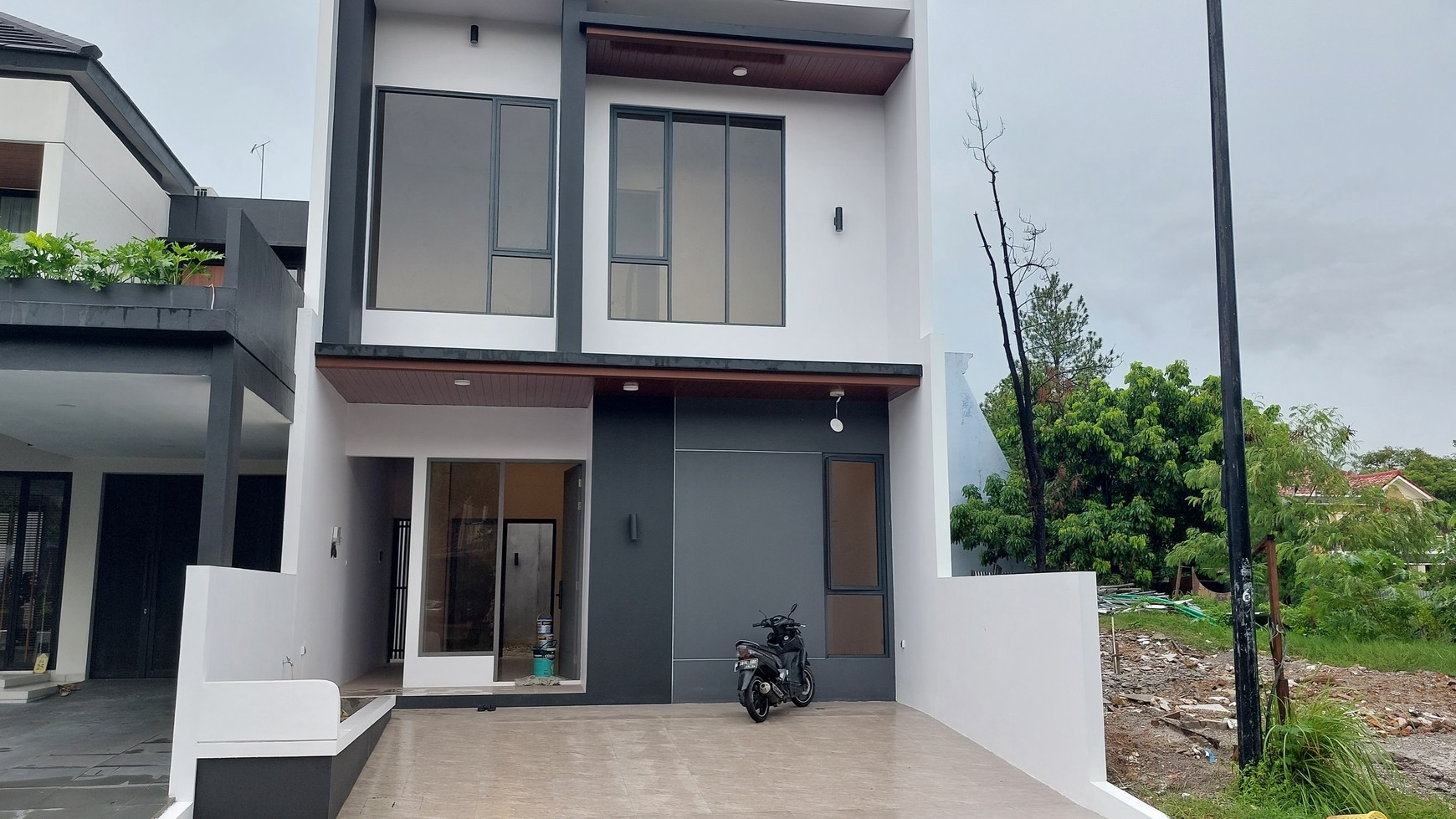 Rumah Hitung Tanah Area Cipete