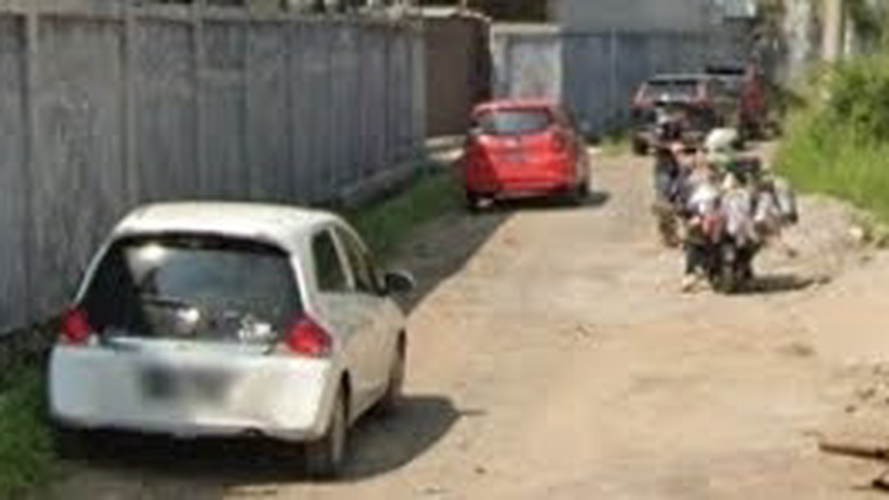 Rumah Hitung Tanah Area Cipete