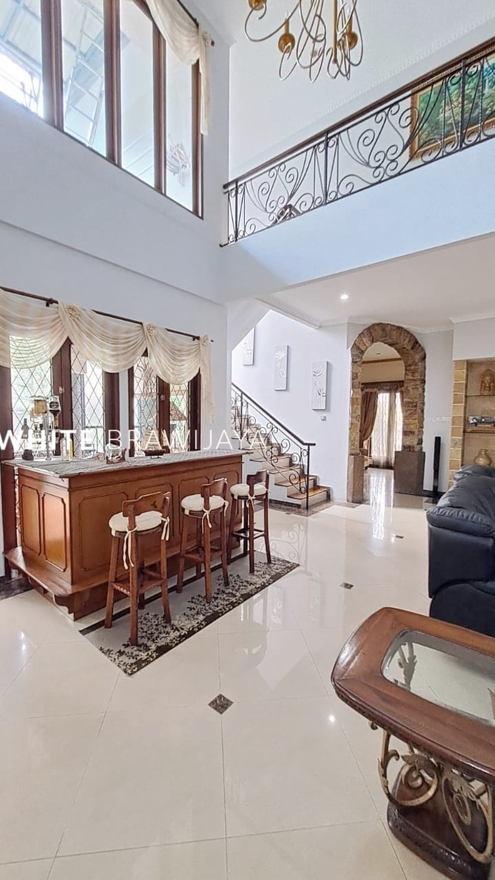 Rumah Hitung Tanah Area Cipete