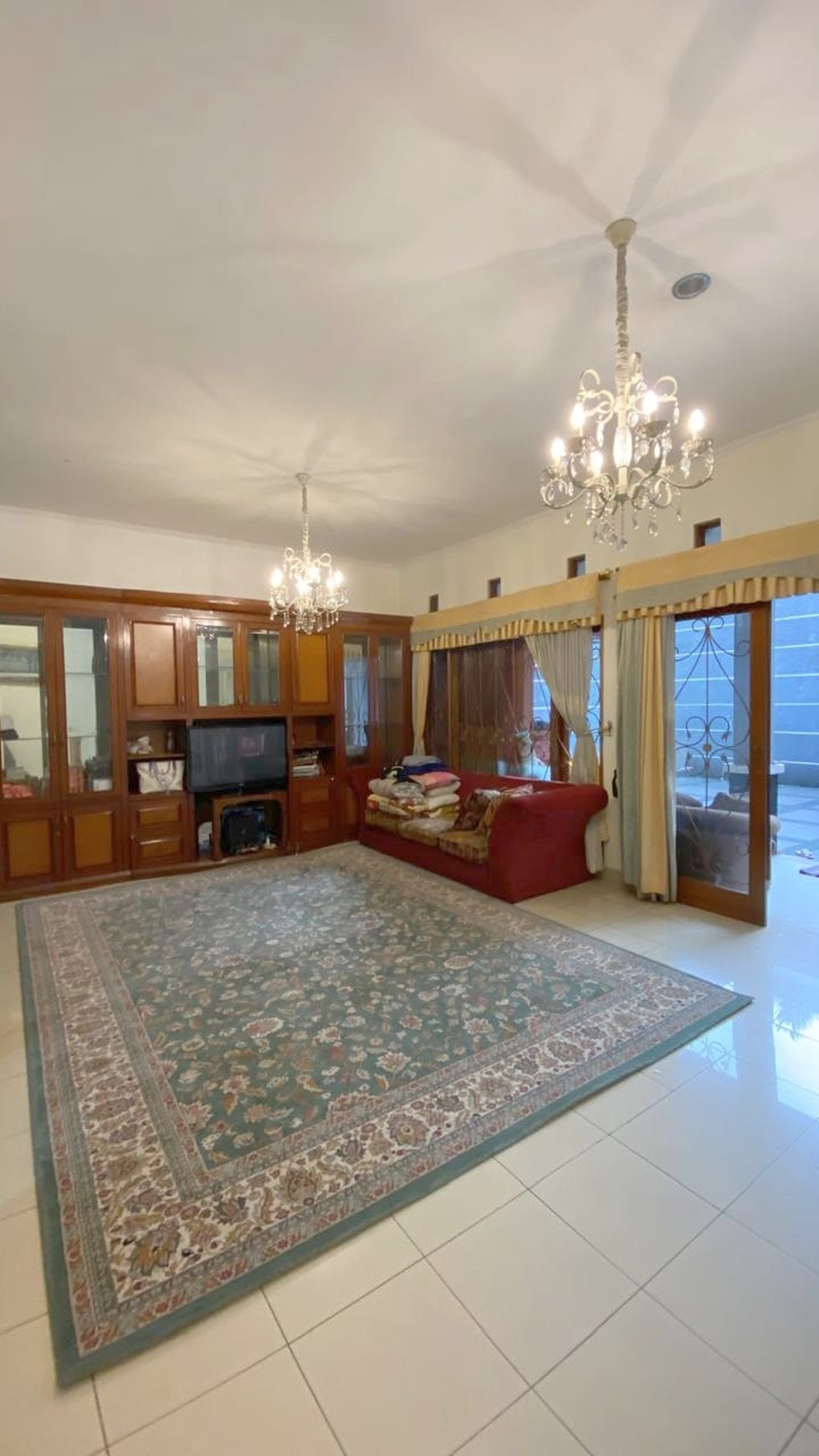 Rumah Hitung Tanah Area Cipete