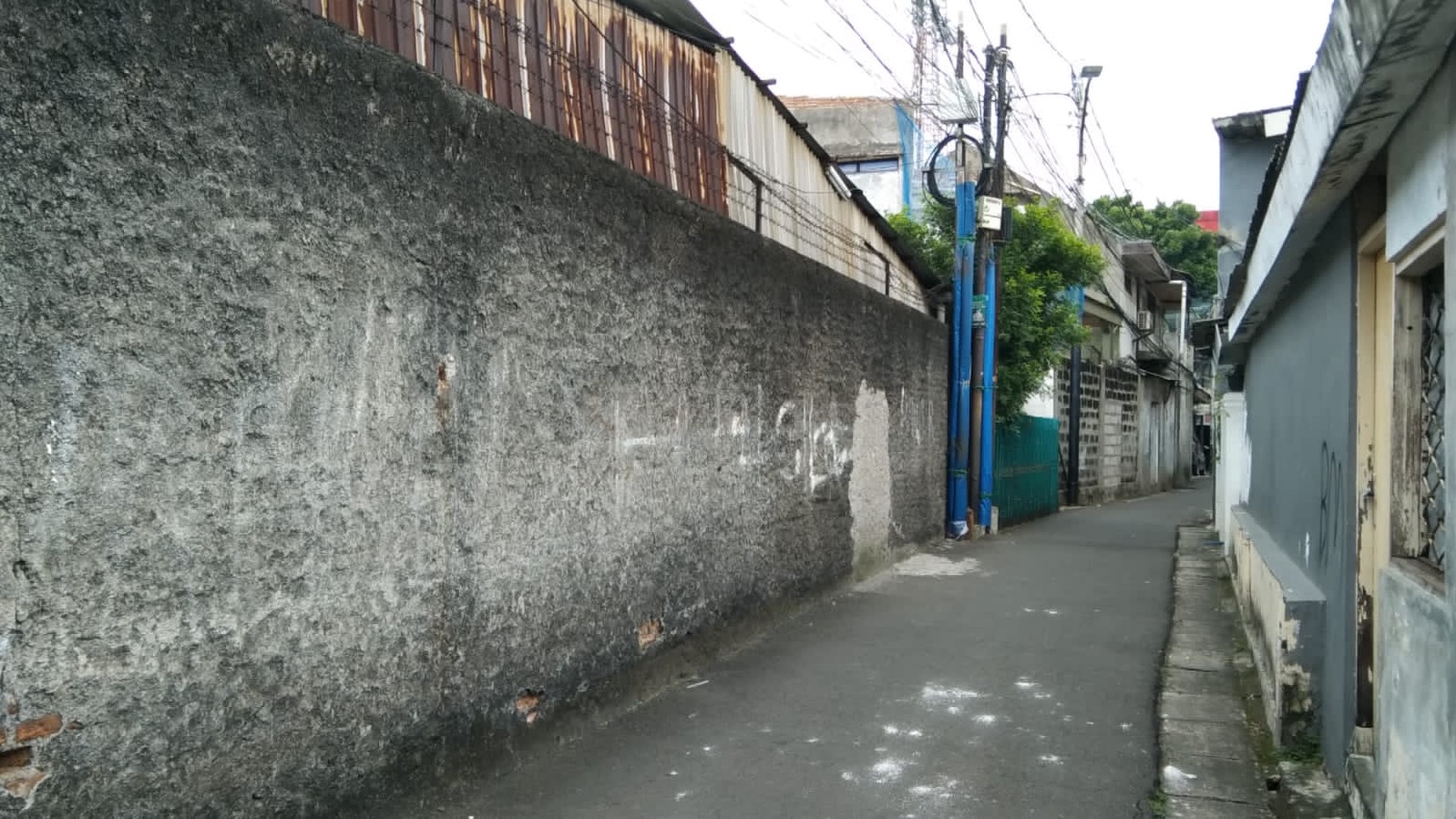 Rumah Hitung Tanah Area Cipete