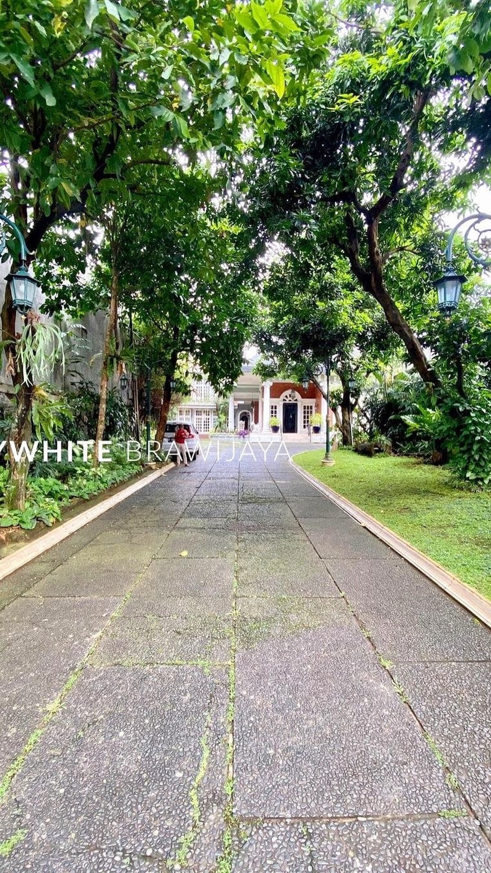 Rumah Hitung Tanah Area Cipete