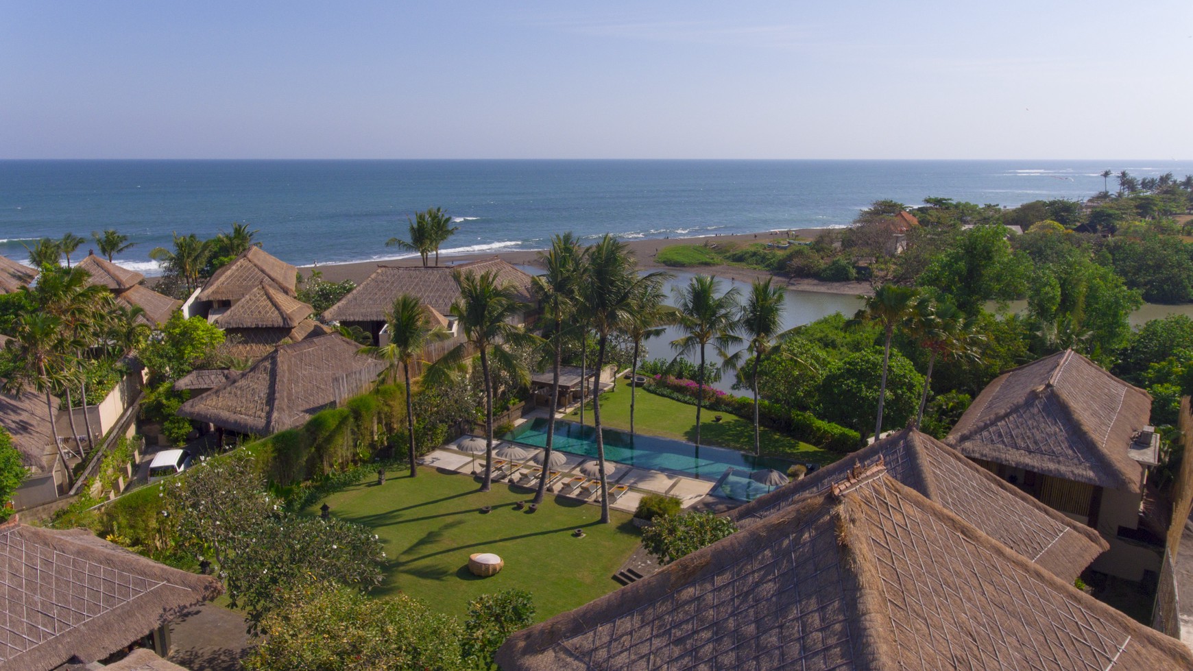 Luxury Oceanfront 5 Bedroom Freehold Villa in Canggu Bali