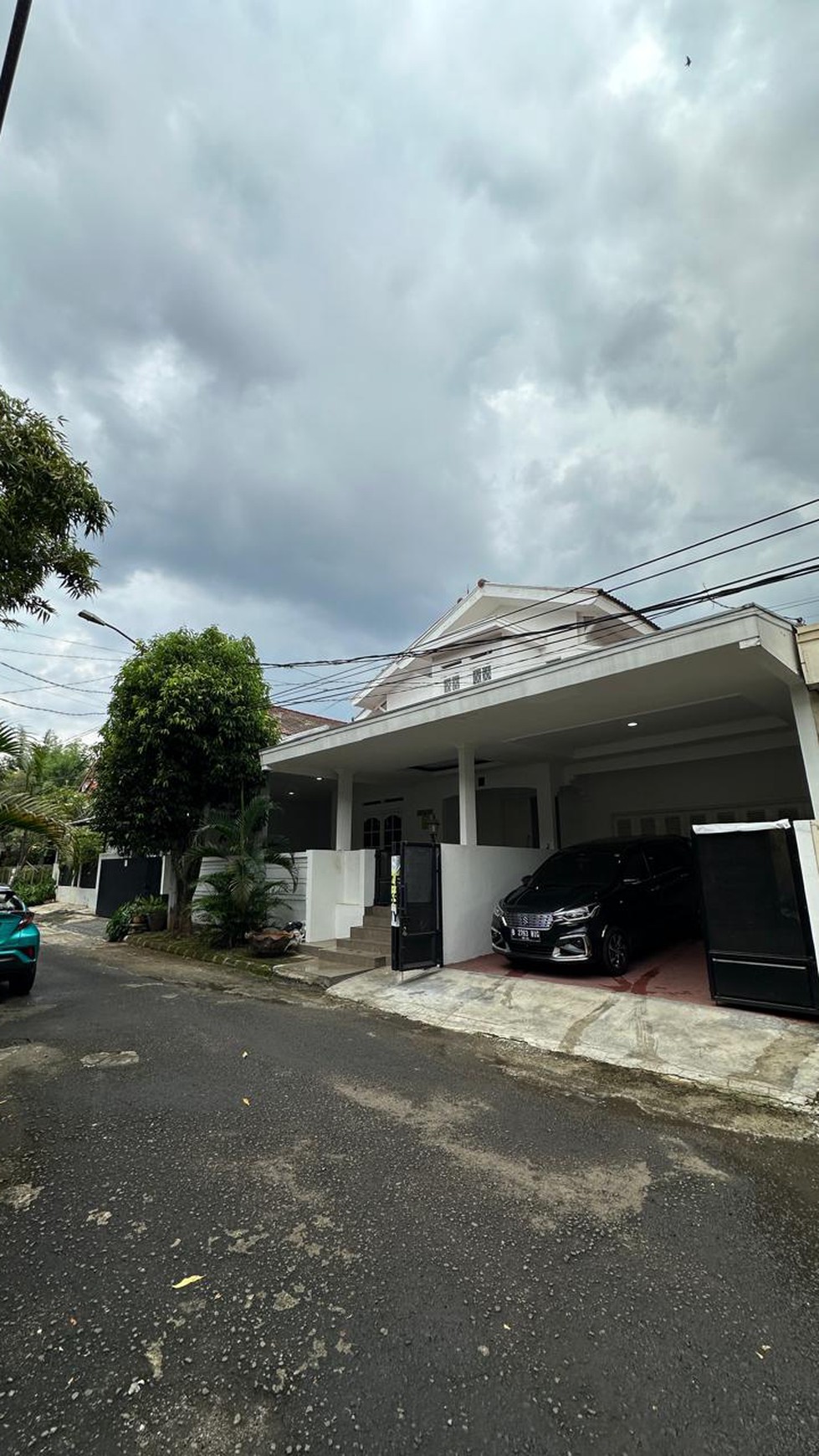 Rumah 2 lantai siap huni di Bintaro Jaya Sektor 6
