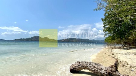 dijual pulau pahawang dengan pasir putih dan laut yang biru cocok untuk resort, snorkeling dan rekreasi pantai Pesawaran Lampung