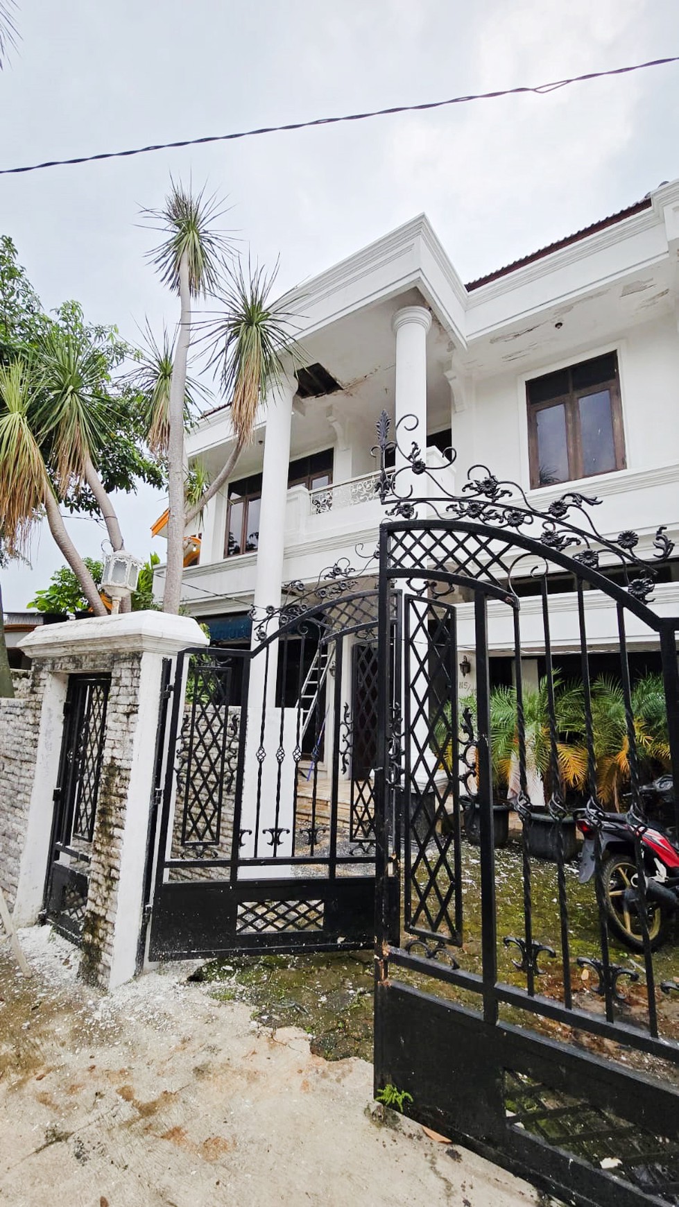 Rumah Bagus Di Villa Japos Pondok Aren Tangerang Selatan