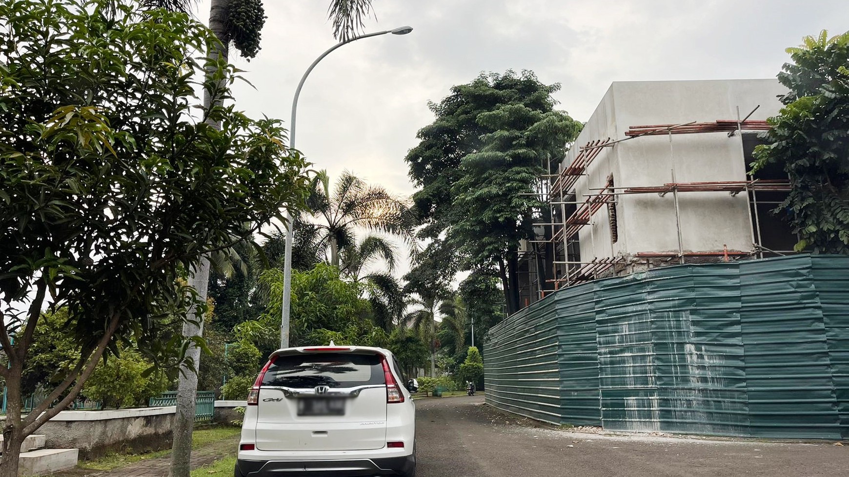 Rumah Bagus Di Cluster Anthea  Jl Lengkong Gudang BSD Tangerang Selatan