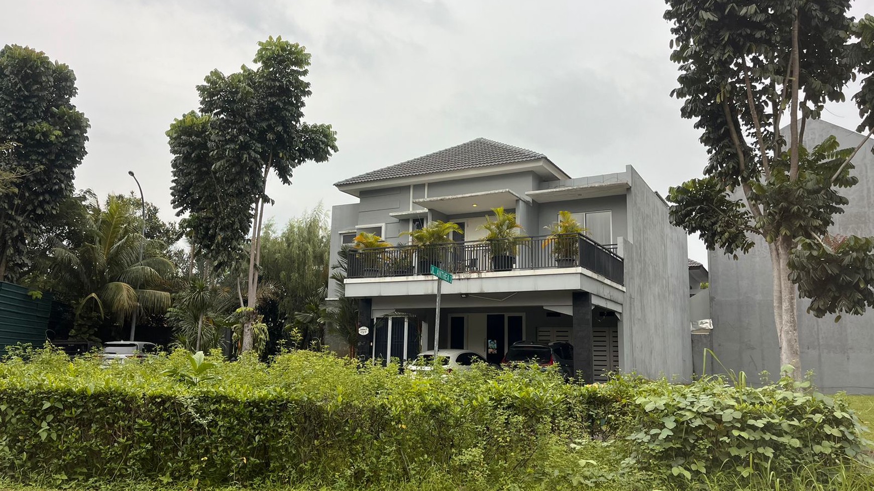 Rumah Bagus Di Cluster Anthea  Jl Lengkong Gudang BSD Tangerang Selatan