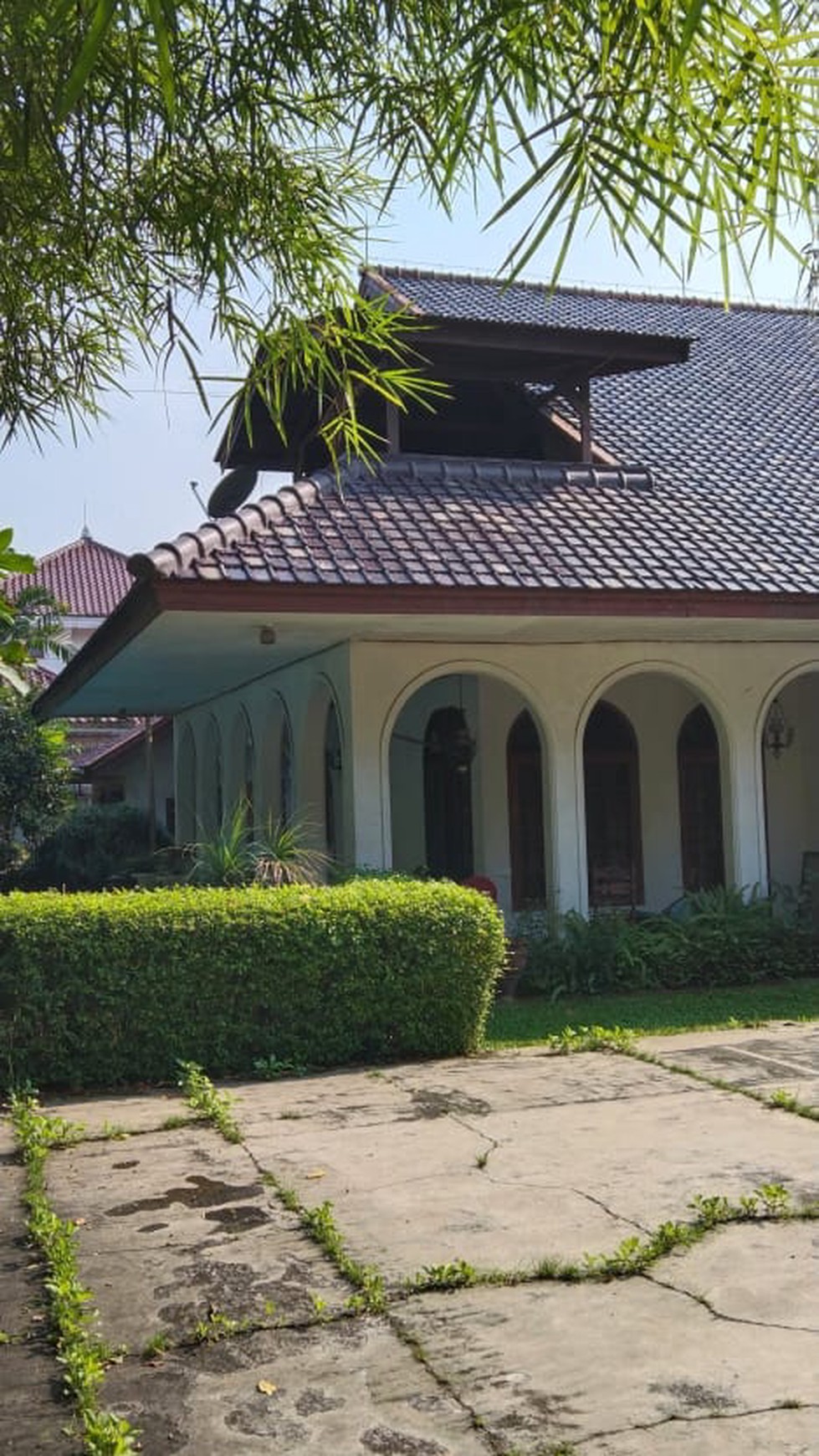 Rumah Bagus Di Jl Adyaksa Lebak Bulus Jakarta Selatan