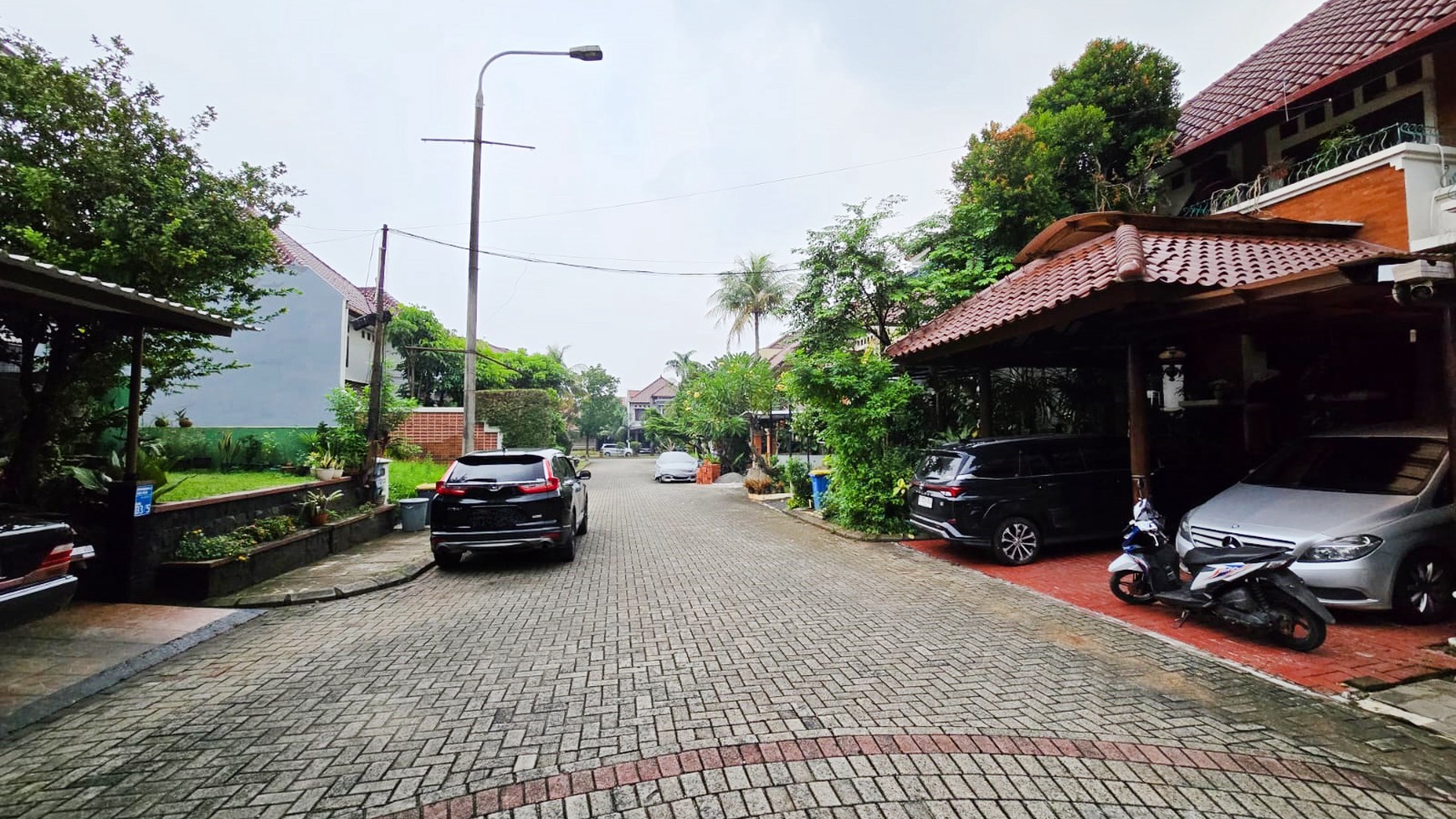 Rumah Bagus Di Cluster Bali View, Jl Kintamani Ciputat Tangerang Selatan