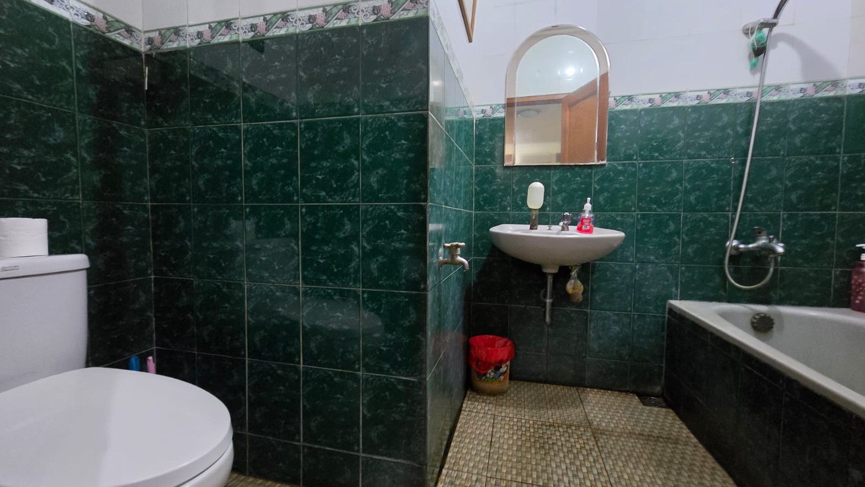 Rumah Bagus Di Cluster Bali View, Jl Kintamani Ciputat Tangerang Selatan