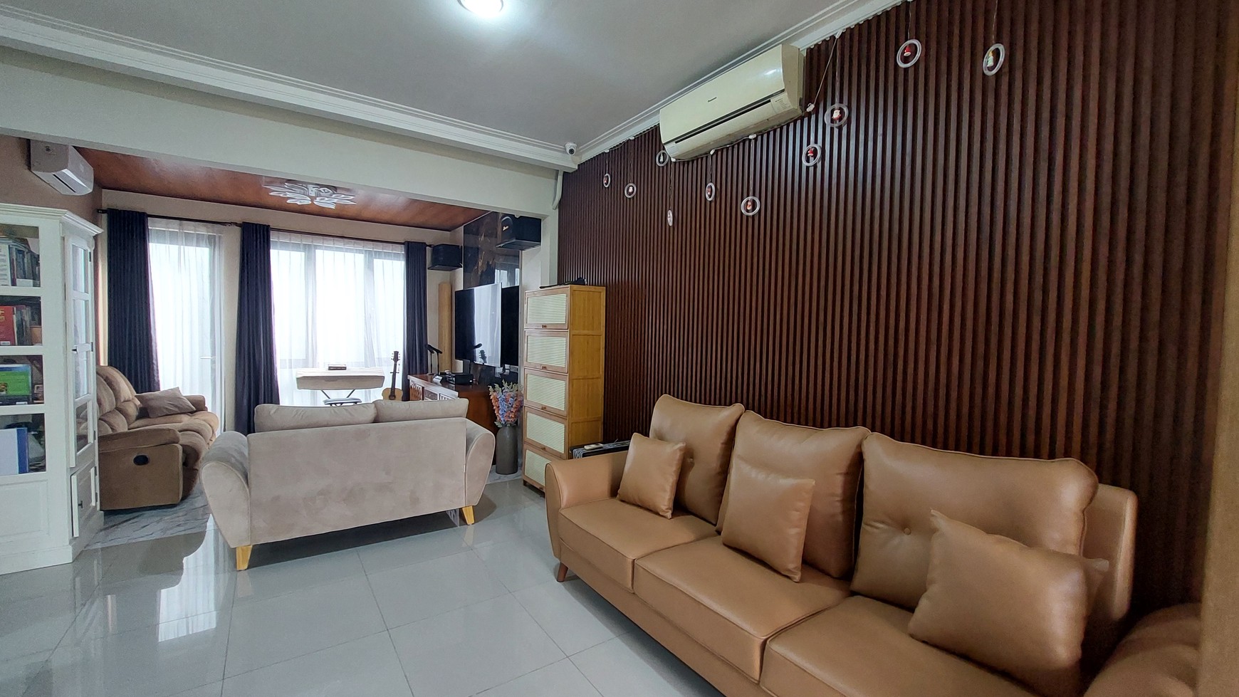 Rumah Minimalis Modern Kota wisata Cibubur