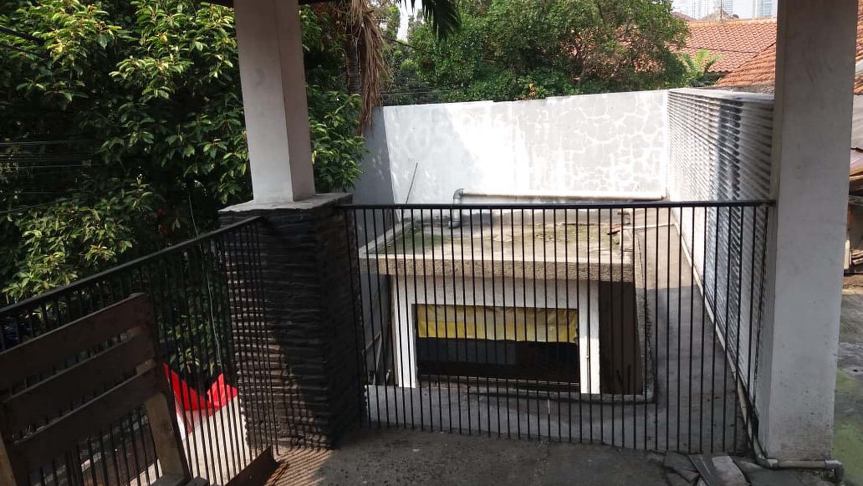 Rumah Bagus Di Jl Danau Limboto Bendungan Hilir Jakarta Pusat