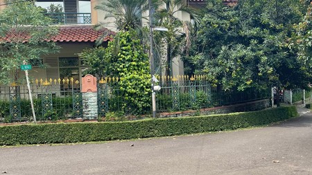 Rumah model Classic di Bintaro Sektor 1, Pesanggrahan, Jakarta Selatan