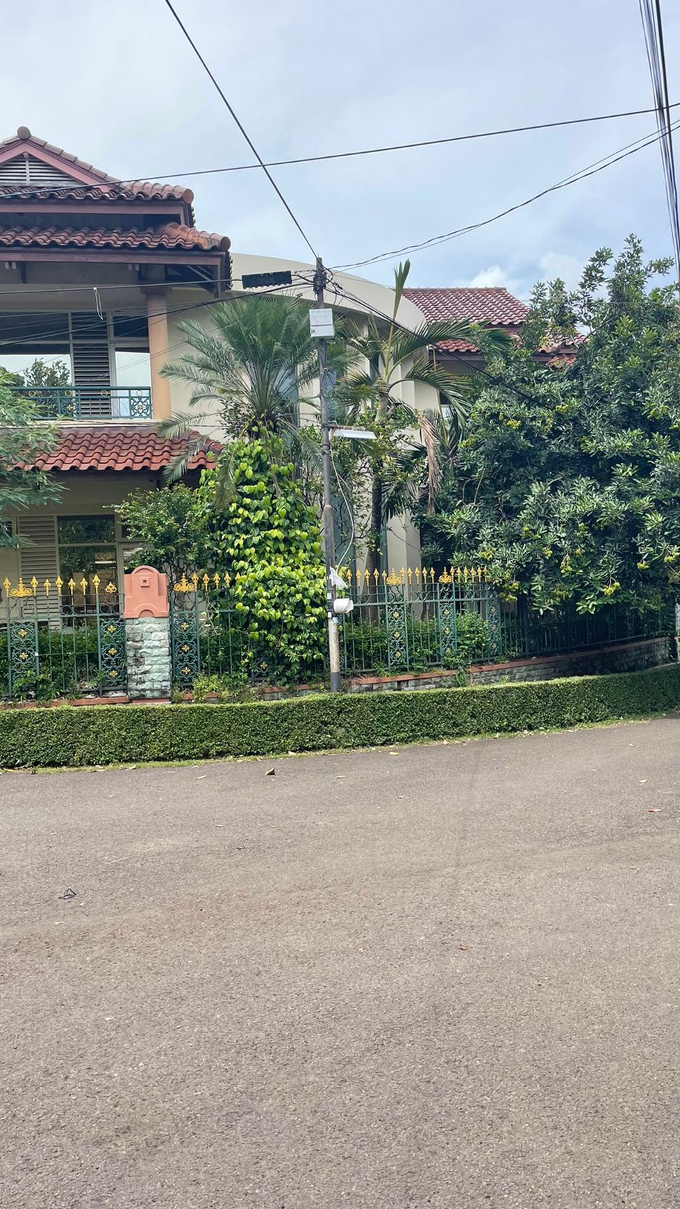 Rumah model Classic di Bintaro Sektor 1, Pesanggrahan, Jakarta Selatan