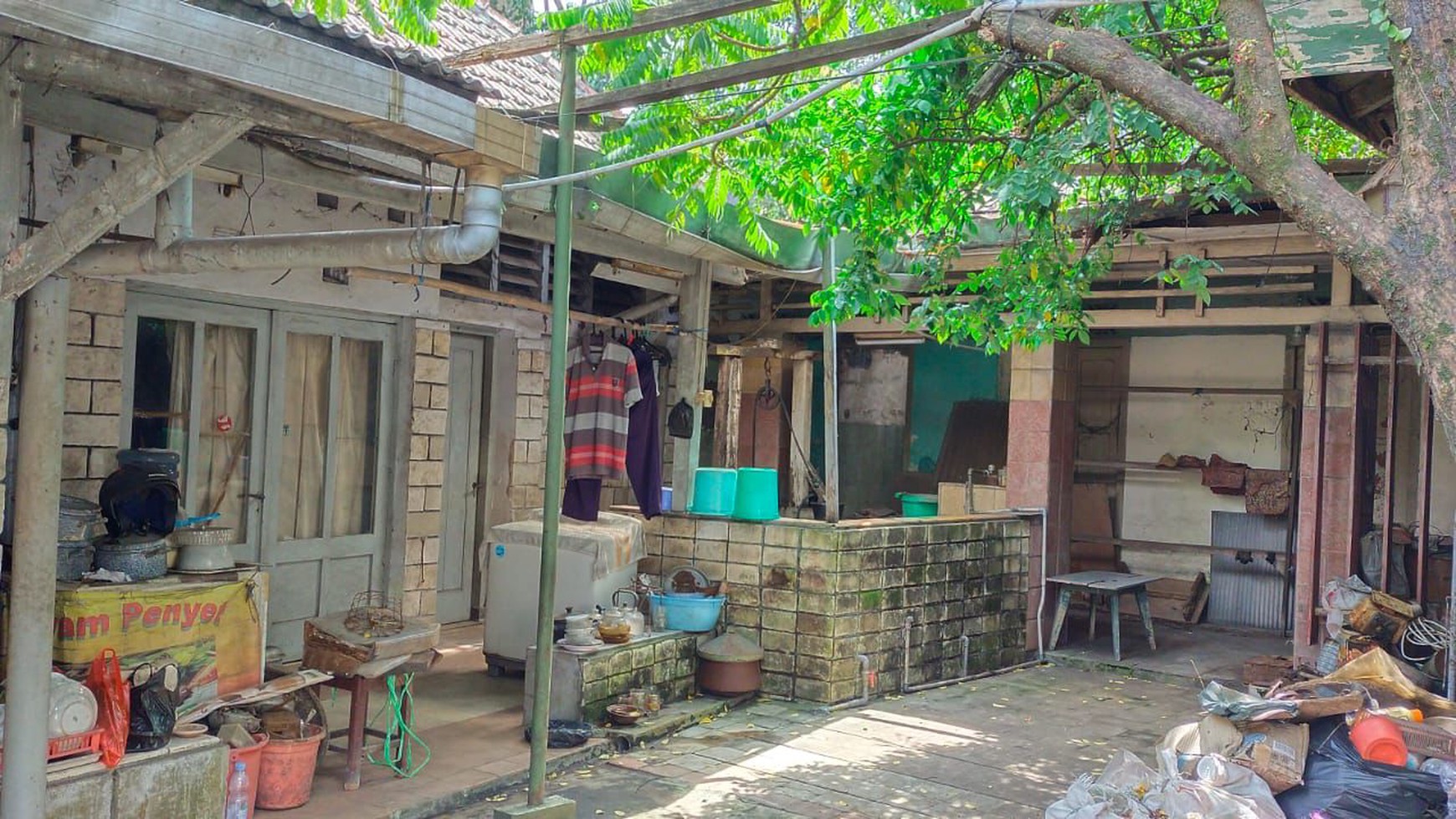 Rumah Hitung Tanah Area Cipete