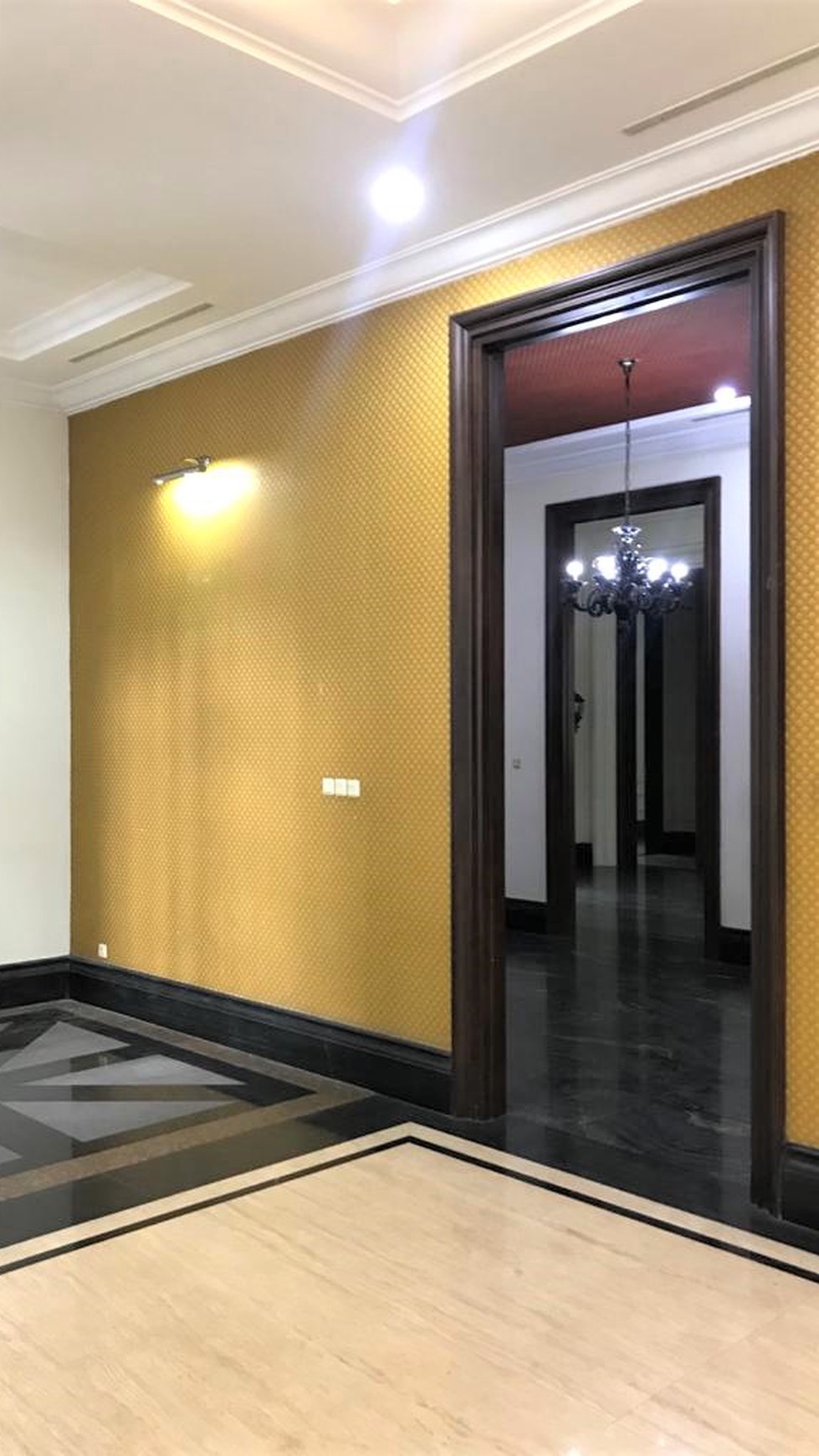 Rumah Hitung Tanah Area Cipete