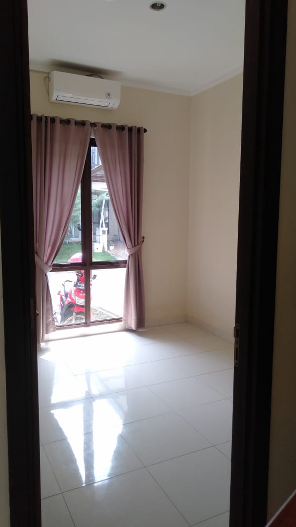 Rumah Dalam Cluster di Bintaro Sektor 9