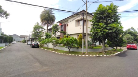 Rumah Lux Semi Furnished di Komplek Mekarwangi, Bandung