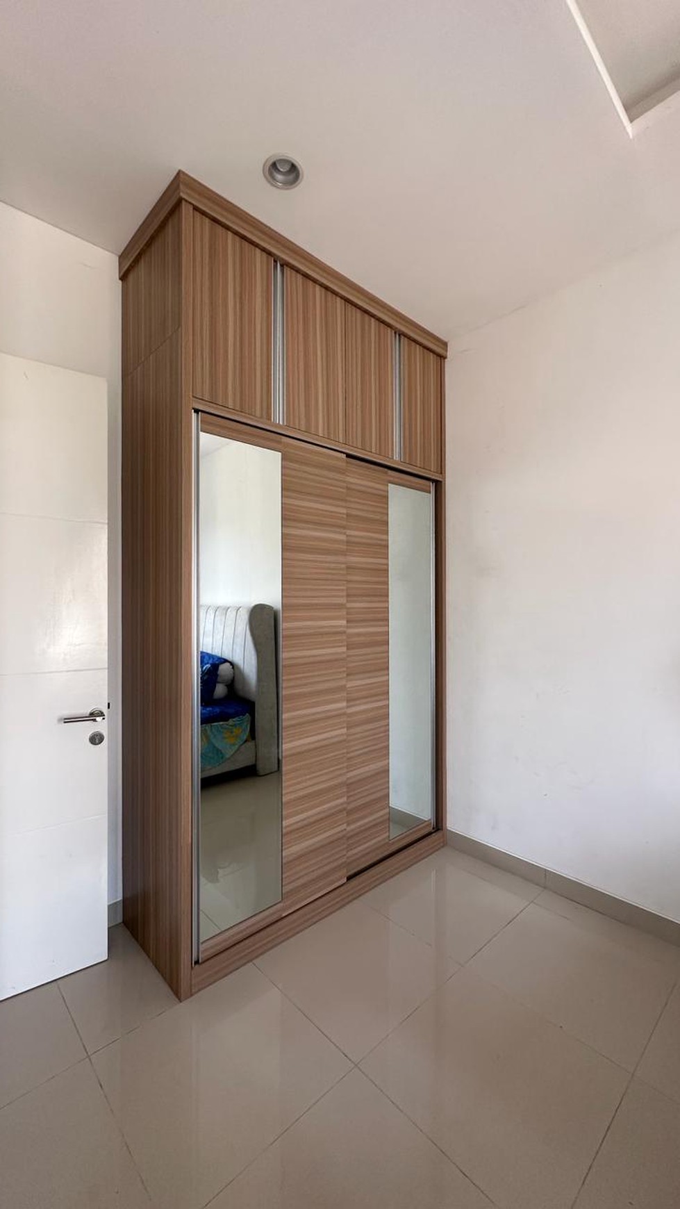 Rumah minimalis, Full Furnished, brand new, cantik di Tangerang