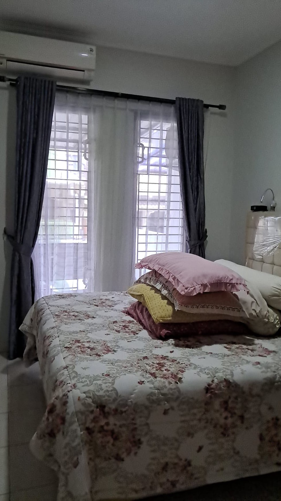 Rumah 2 lantai Full Furnished siap huni di Kelapa Kopyor Kelapa Gading