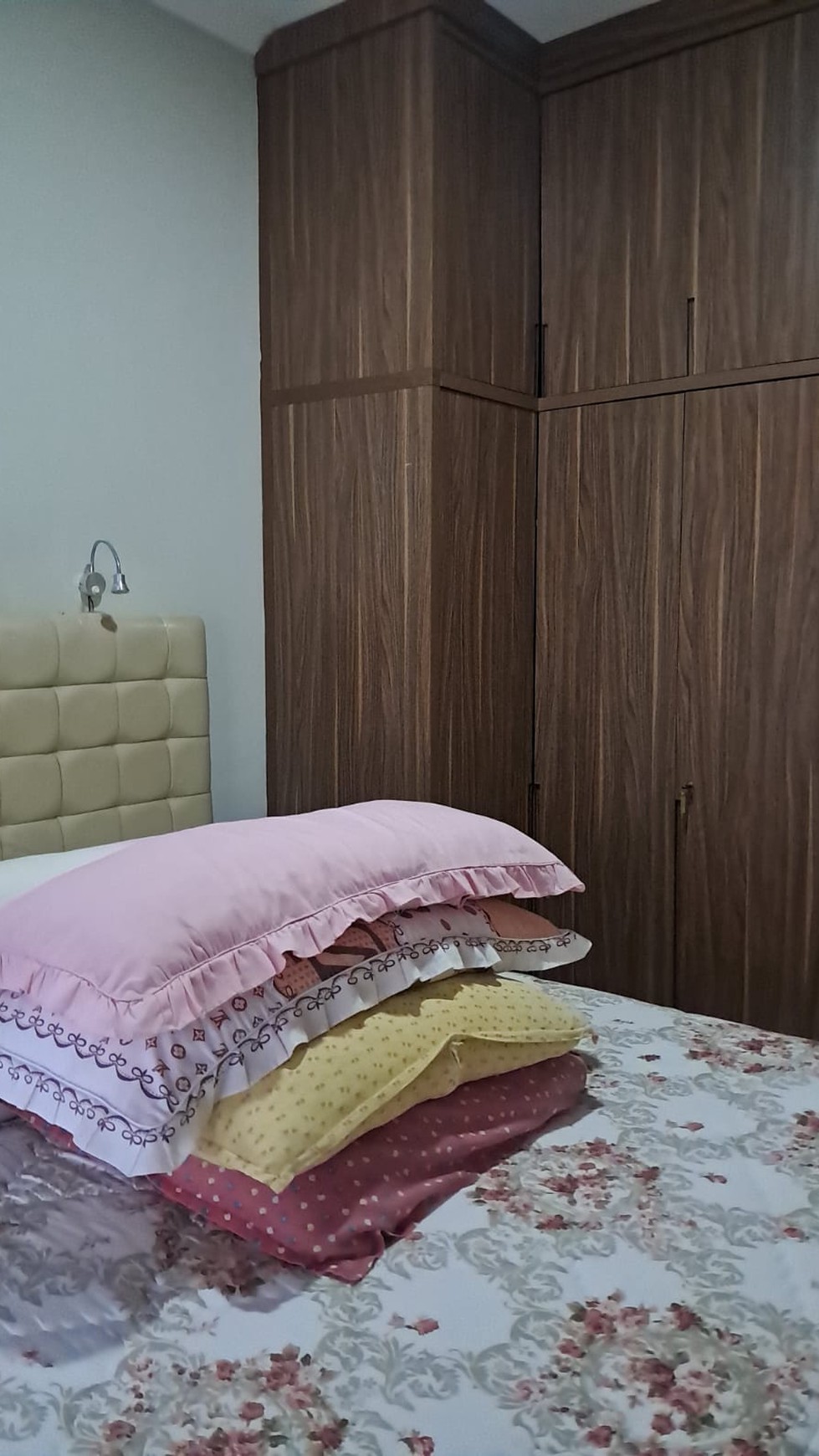 Rumah 2 lantai Full Furnished siap huni di Kelapa Kopyor Kelapa Gading