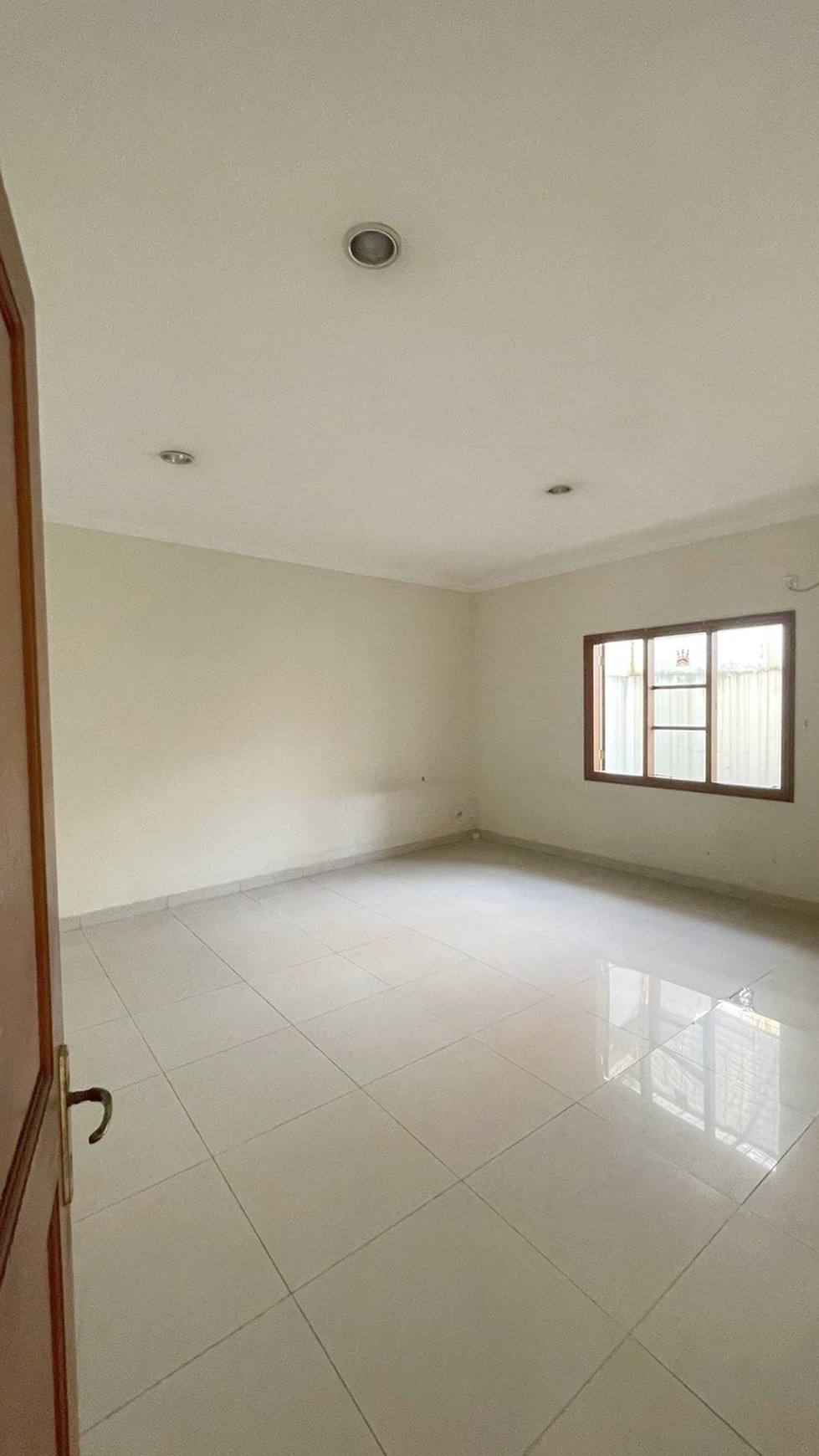 Rumah Besar SHM 2 Lantai di Kelapa Gading Jakarta Utara