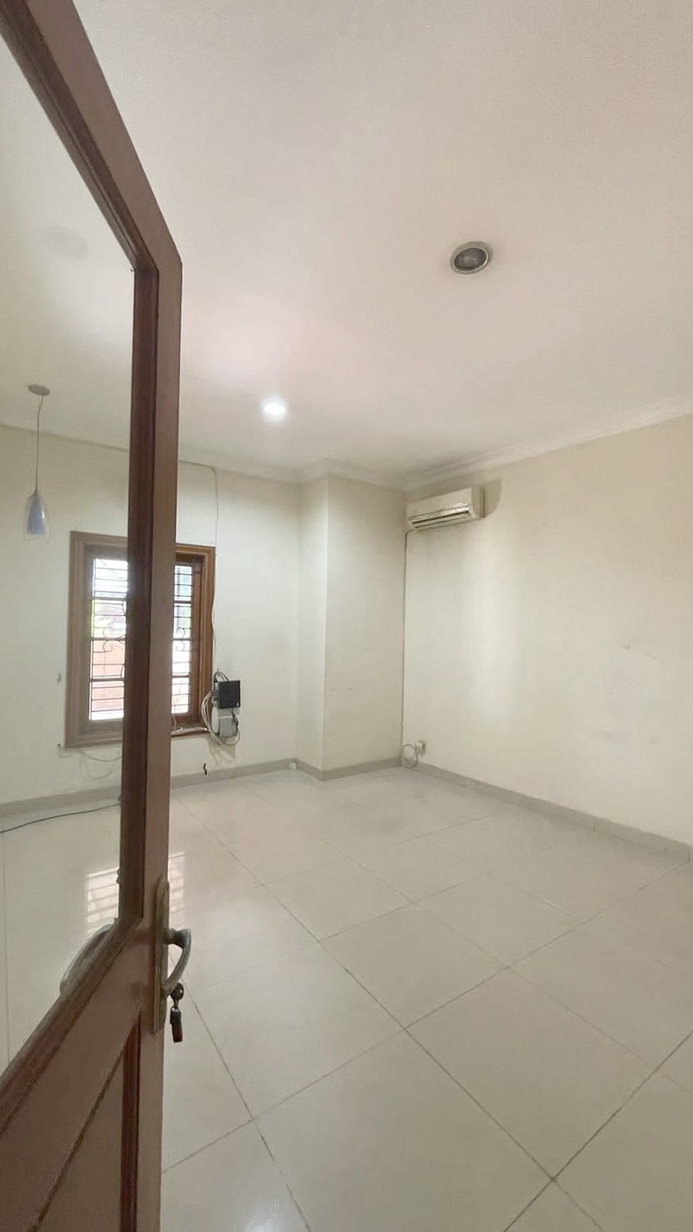 Rumah Besar SHM 2 Lantai di Kelapa Gading Jakarta Utara