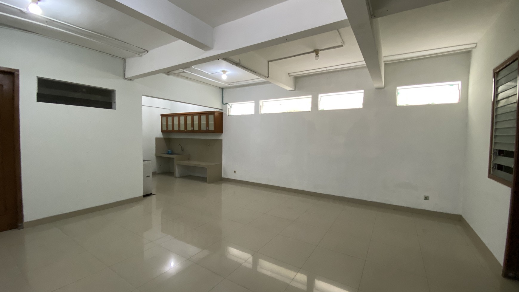 Beautiful and modern house in senopati, jakarta selatan