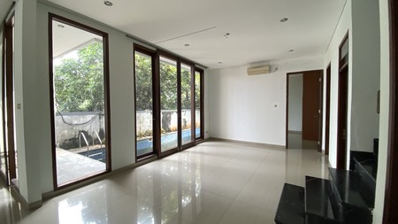 Beautiful and modern house in senopati, jakarta selatan