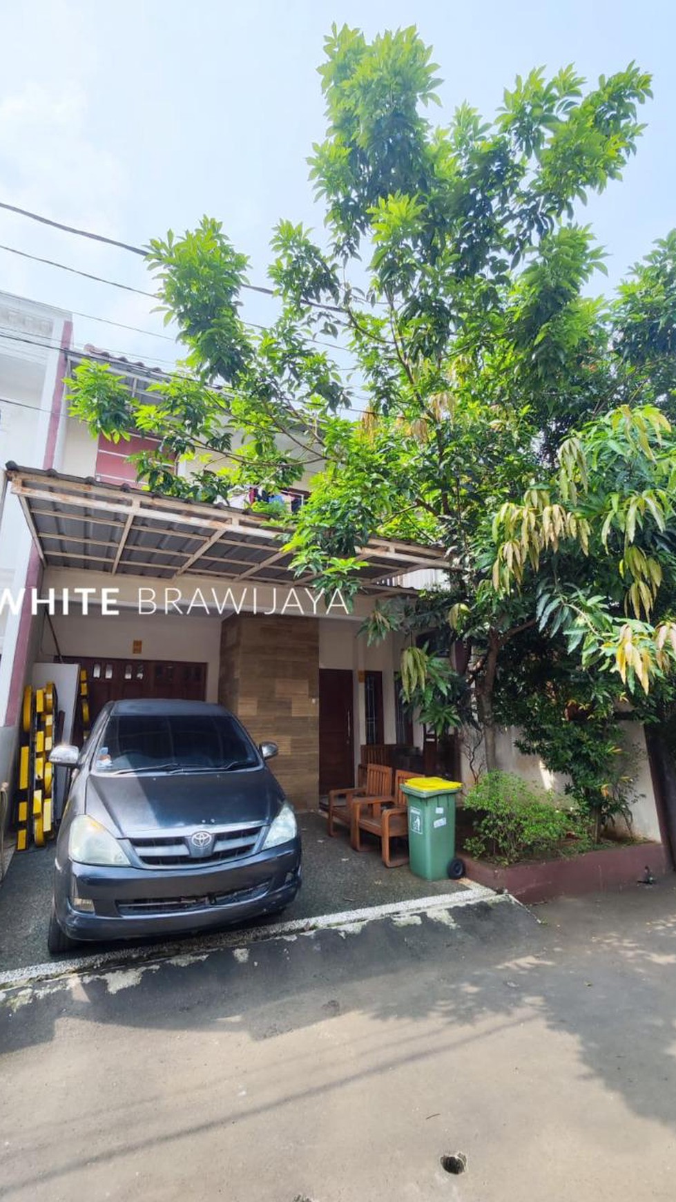 Townhouse Bebas Banjiar Lokasi Strategis Area Jagakarsa