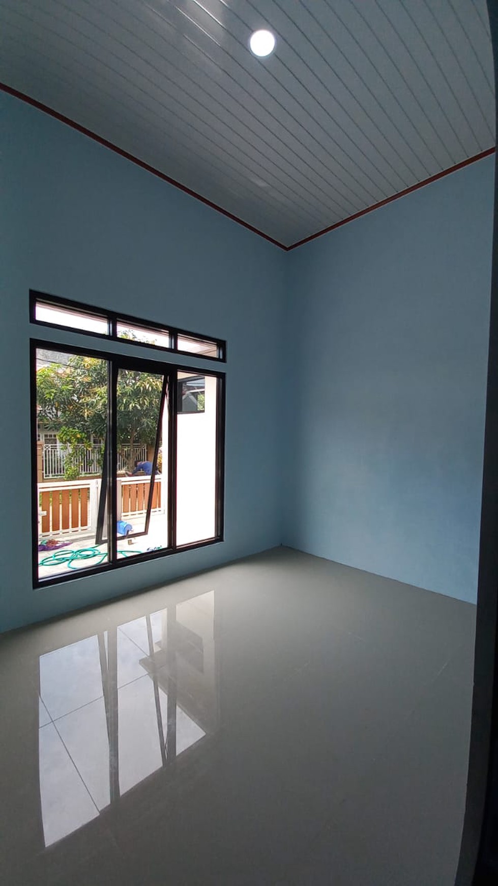 Dijual rumah di JL. Mutiara Pluit, Periuk Tangerang